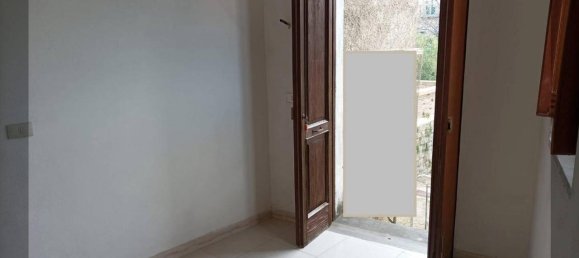 2-Zimmer Haus in San Martino d'Agri, Italy, Nr. 32301 2