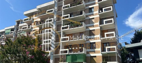 2 bedrooms Apartment in Monza, Italy No. 295098 14