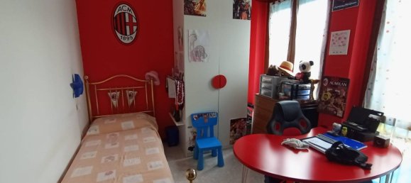 3 rooms Apartment in Cinisello Balsamo, Italy No. 290574 18