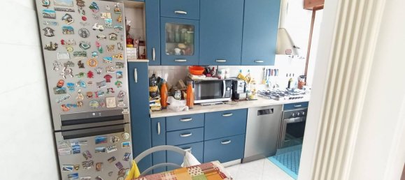 3 rooms Apartment in Cinisello Balsamo, Italy No. 290574 10