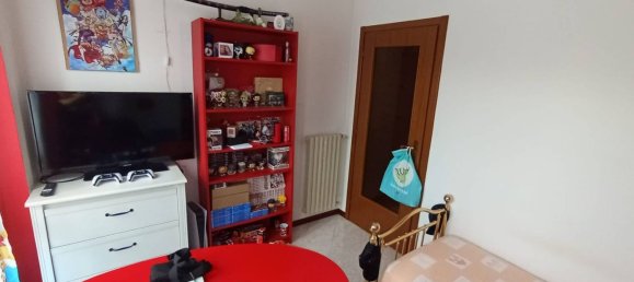3 rooms Apartment in Cinisello Balsamo, Italy No. 290574 22