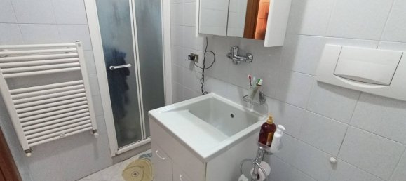 3 rooms Apartment in Cinisello Balsamo, Italy No. 290574 28