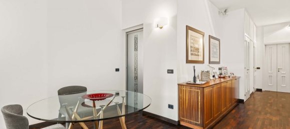 4 bedrooms Apartment in Milan, Italy No. 240878 4