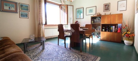 5 bedrooms Villa in Luzzara, Italy No. 358067 3