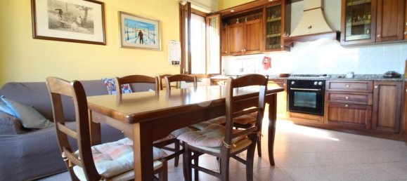 5 bedrooms Villa in Luzzara, Italy No. 358067 4