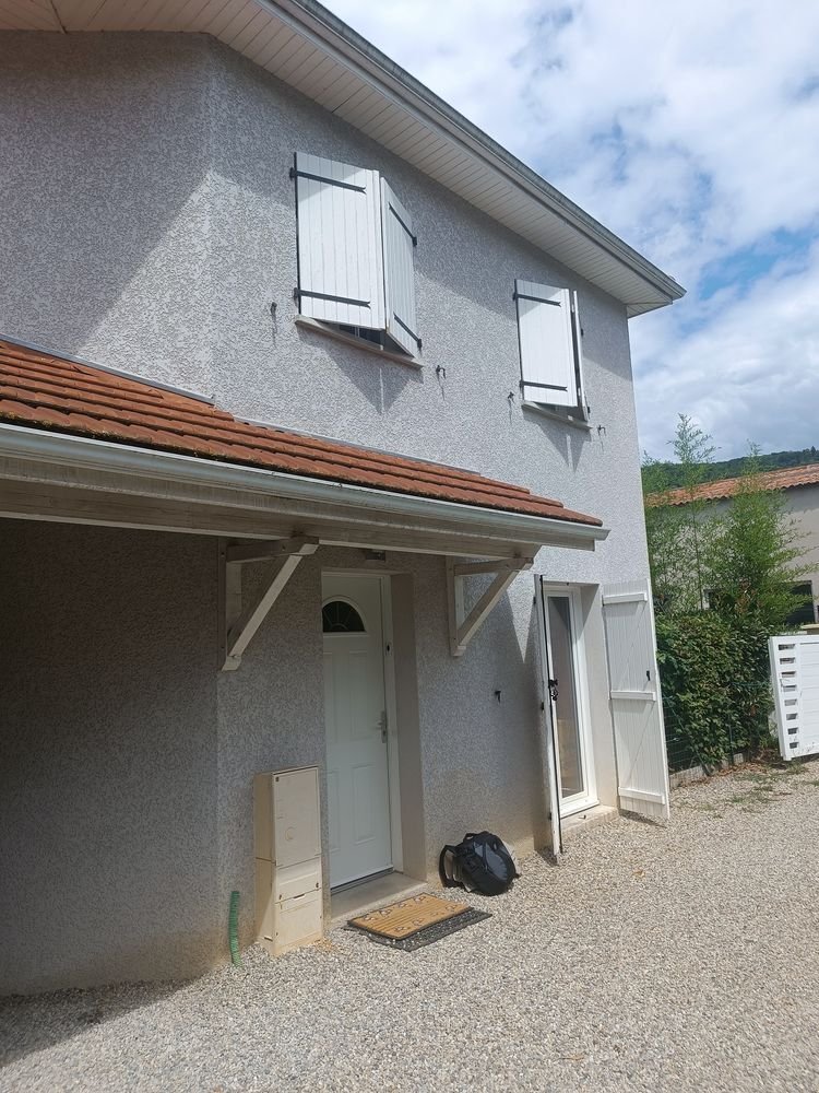 2 bedrooms House in Charavines, France No. 291107