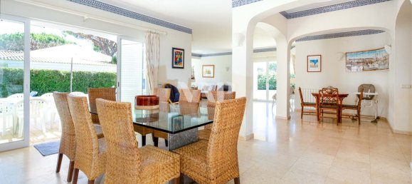 5 bedrooms Villa in Quarteira, Portugal No. 136663 3