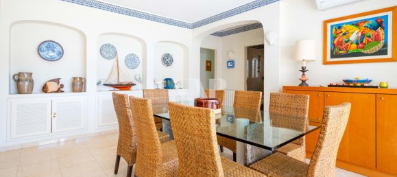 5 bedrooms Villa in Quarteira, Portugal No. 136663 12