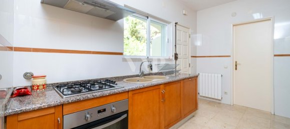 5 bedrooms Villa in Quarteira, Portugal No. 136663 16