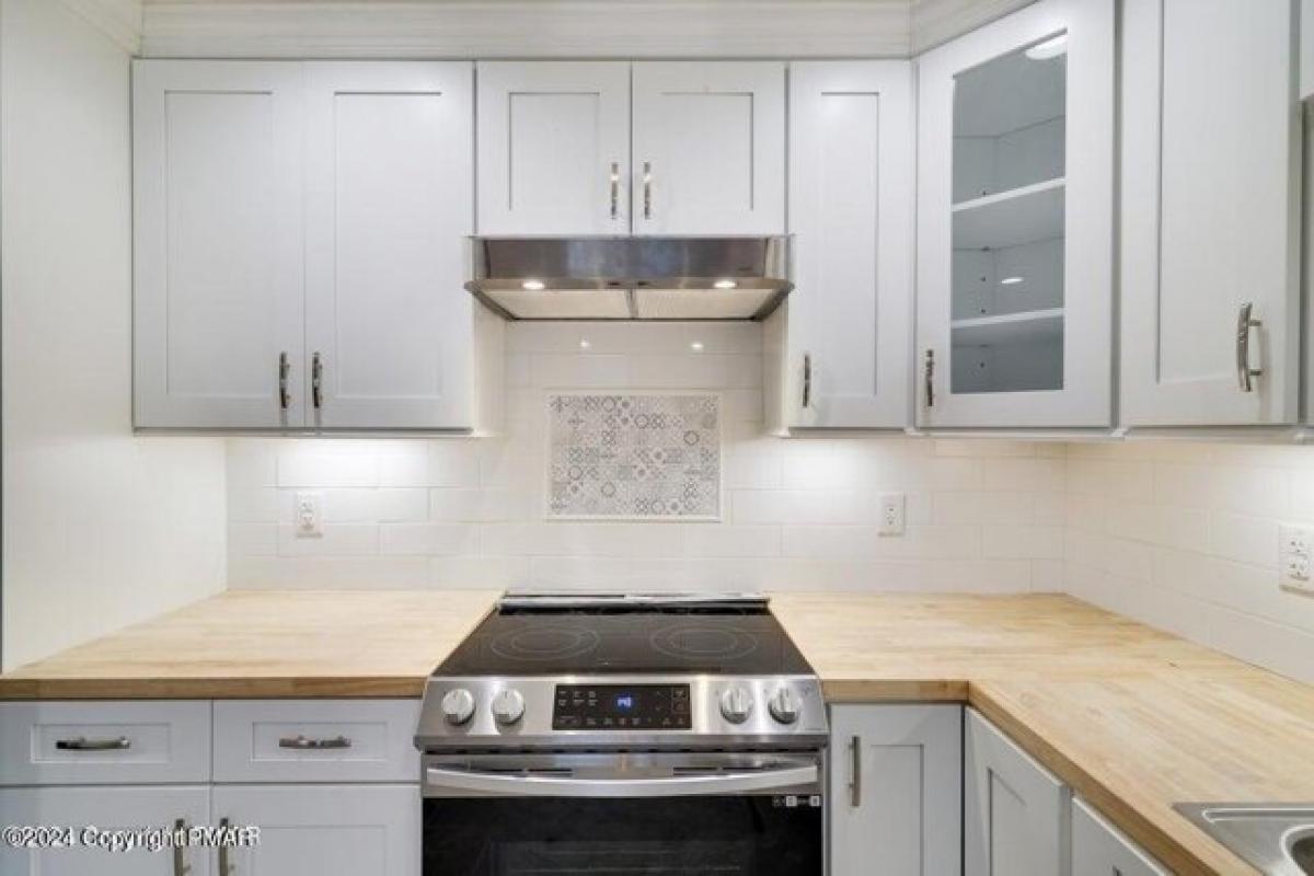 3 bedrooms House in Pocono Pines, USA No. 408659