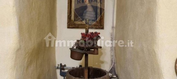 5 rooms Commercial property in Formia, Italy No. 293609 11