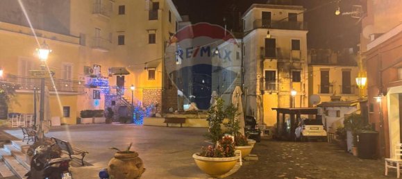 5 rooms Commercial property in Formia, Italy No. 293609 18