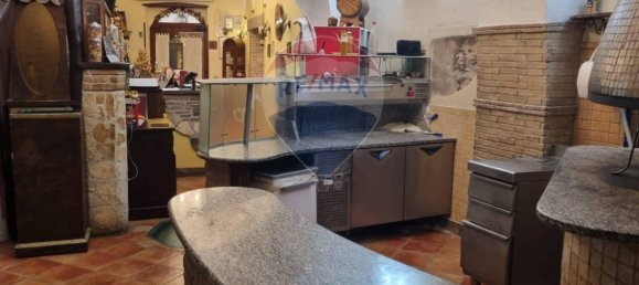 5 rooms Commercial property in Formia, Italy No. 293609 8