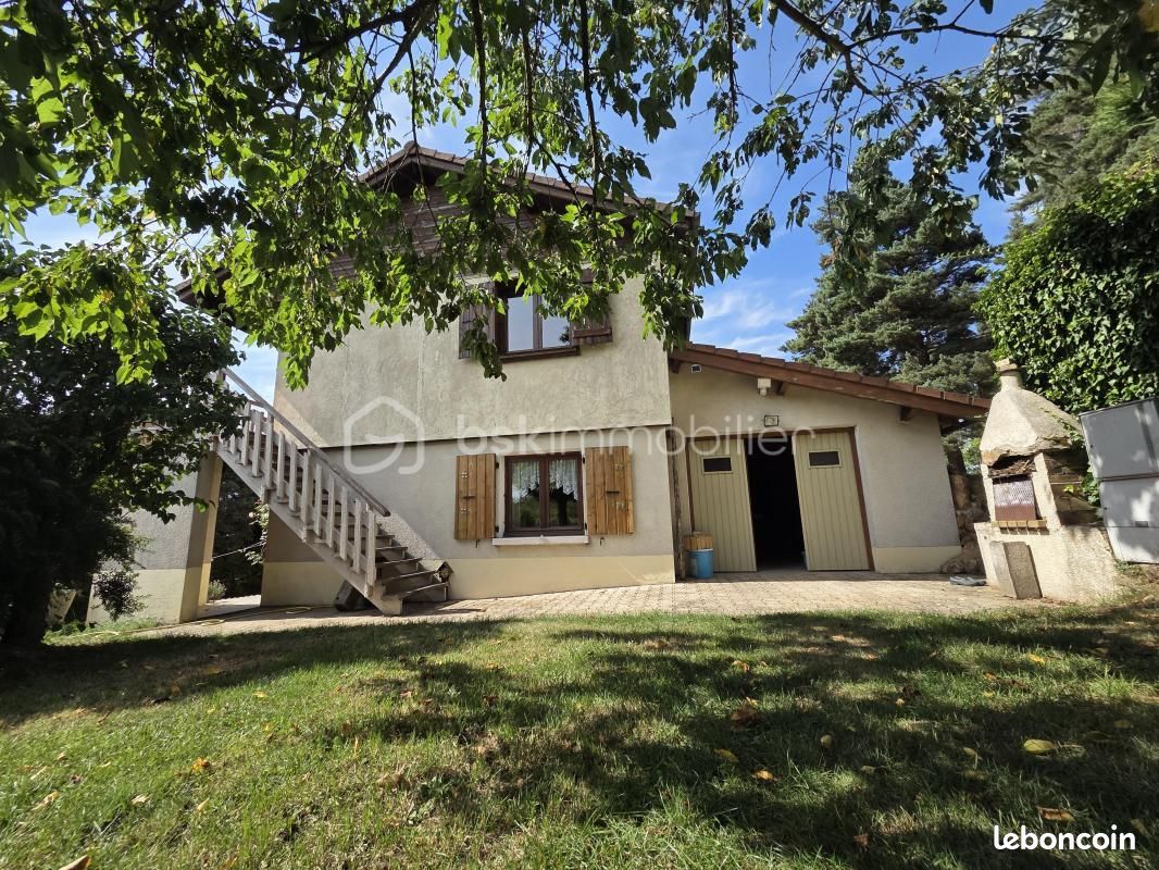 3 bedrooms Villa in Langogne, France No. 318365