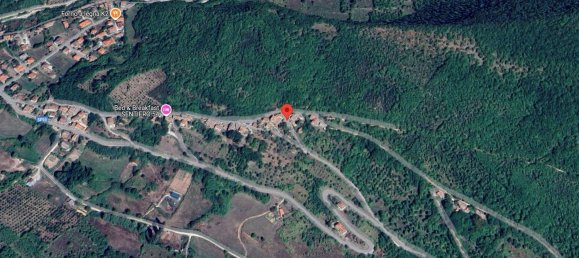 7 rooms Apartment in Cantiano, Italy No. 100729 4