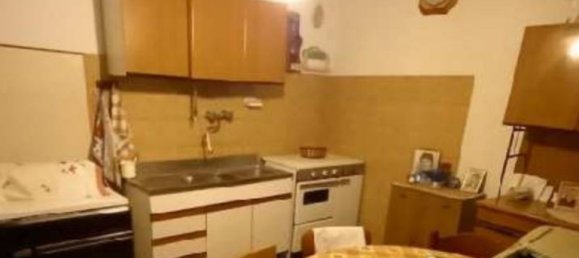 7 rooms Apartment in Cantiano, Italy No. 100729 9