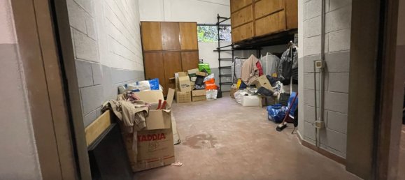 24m² Garage in Genoa, Italy No. 36435 2