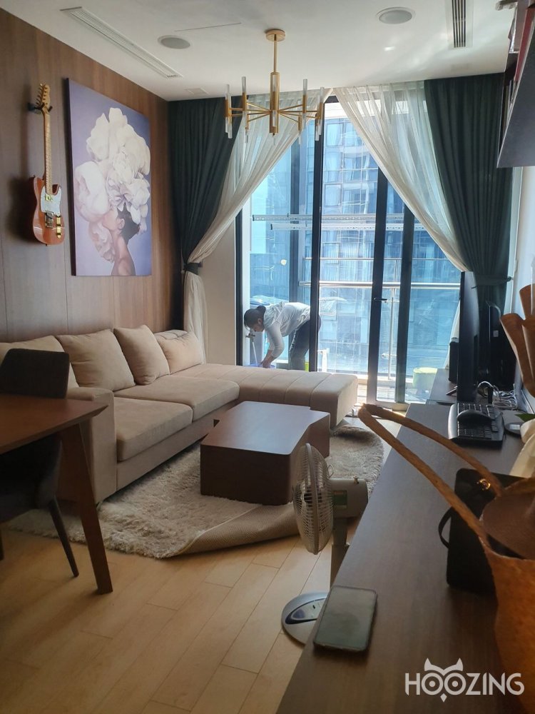 1 room Office in District 1, Vietnam No. 17168