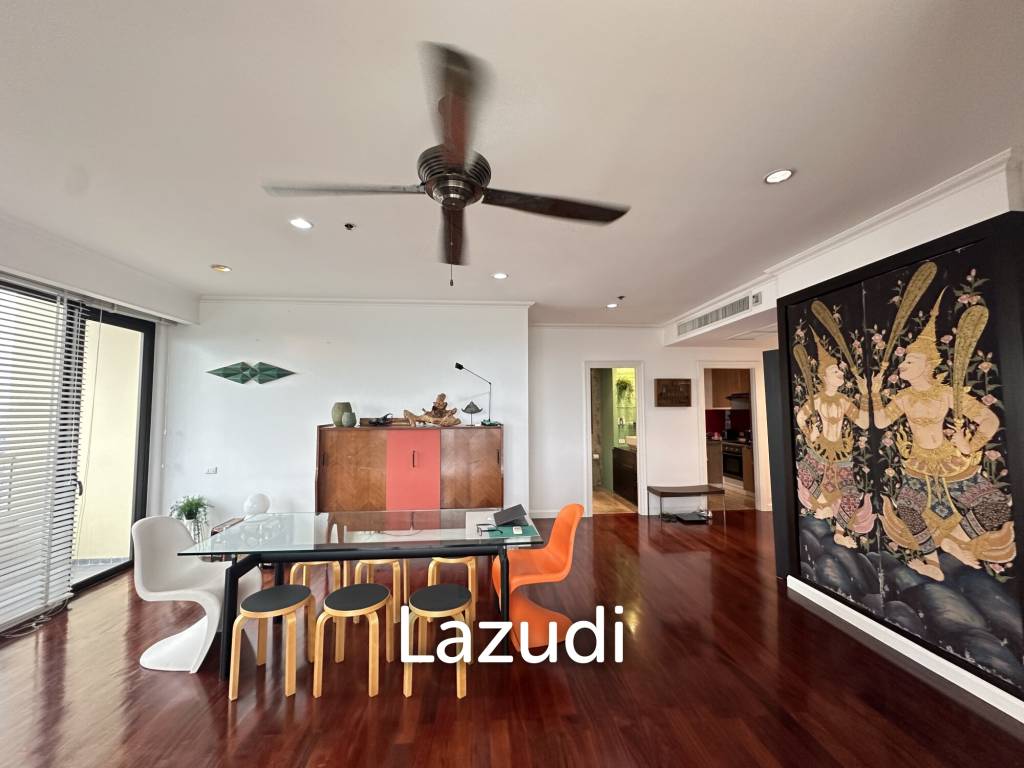 2 bedrooms Condo in Khlong San, Thailand No. 23611