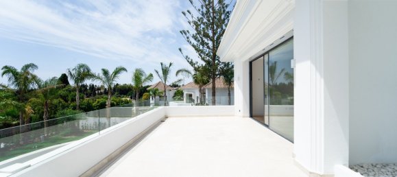 6 bedrooms Villa in Marbella, Spain No. 822 20