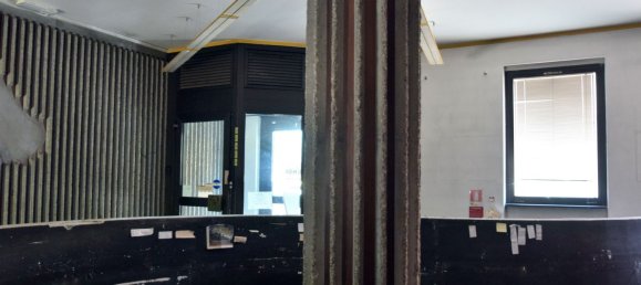 160m² Commercial property in Cicagna, Italy No. 342435 8