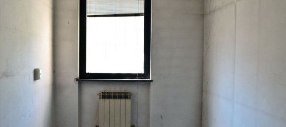 160m² Commercial property in Cicagna, Italy No. 342435 13