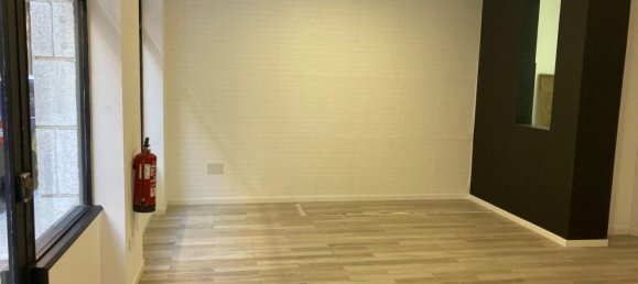 Propiedad comercial en Gijón, Spain 46 m² No. 137216 6