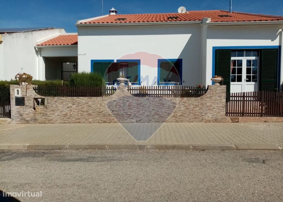 Дом с 3 спальнями в Алваладе, Португалия № 16858