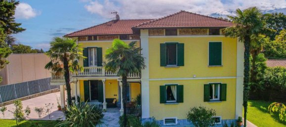 6 bedrooms Villa in Lesa, Italy No. 376205 6
