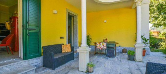 6 bedrooms Villa in Lesa, Italy No. 376205 13