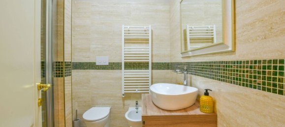 6 bedrooms Villa in Lesa, Italy No. 376205 10