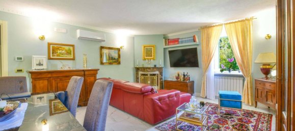 6 bedrooms Villa in Lesa, Italy No. 376205 17