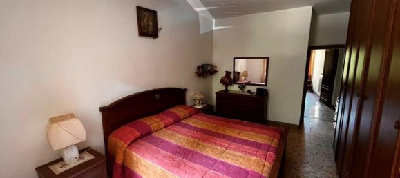 Terreno de 4 dormitorios en Cortona, Italy No. 260798 16