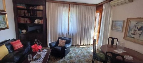 2 bedrooms Apartment in Cerano, Italy No. 111355 2