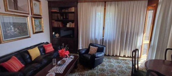 2 bedrooms Apartment in Cerano, Italy No. 111355 3