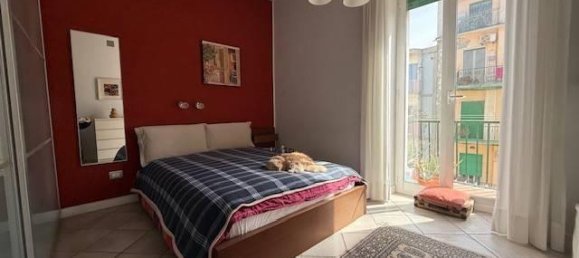 3-Zimmer Wohnung in Naples, Italy, Nr. 35299 8