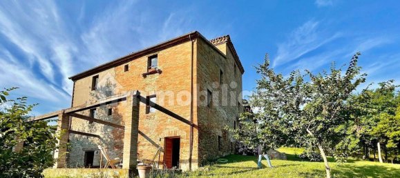 Casa de 5 habitaciónes en Urbino, Italy No. 54997 13