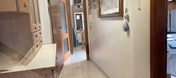 Apartamento de 2 divisões em Bari, Italy N.º 20376 3