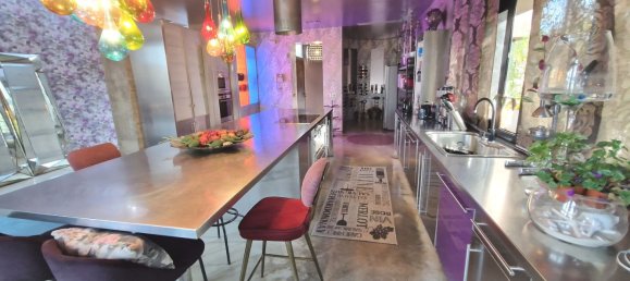 Villa T5 em Estepona, Spain N.º 140967 17