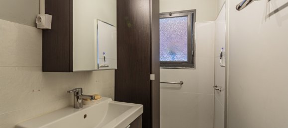 3 bedrooms House in Arcangues, France No. 96700 7