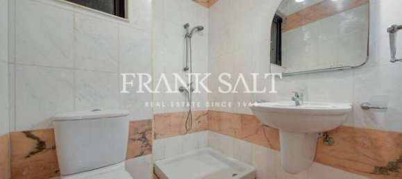 3 chambres Appartement à Saint Paul's Bay, Malta No. 2913 18