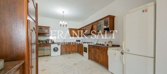 3 chambres Appartement à Saint Paul's Bay, Malta No. 2913 5