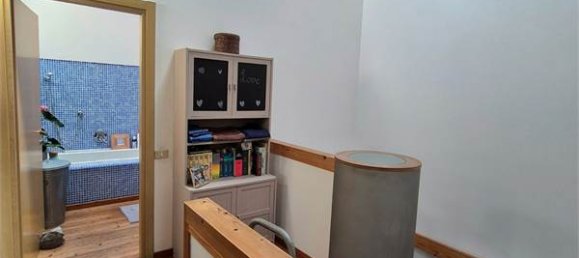 3 bedrooms House in Villafranca di Verona, Italy No. 312835 4