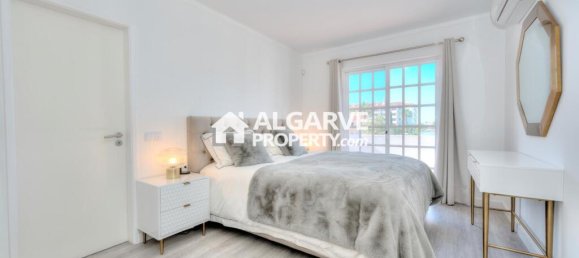 3 Schlafzimmer Stadthaus in Quarteira, Portugal, Nr. 230494 4