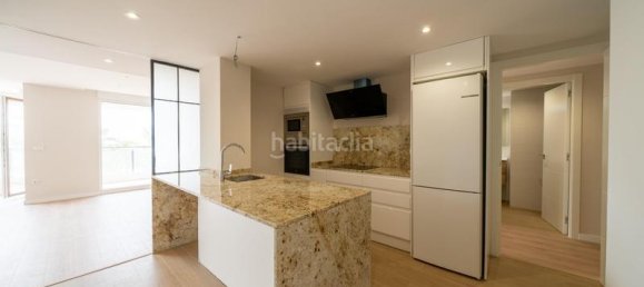 4 bedrooms Apartment in Alicante, Spain No. 155778 5