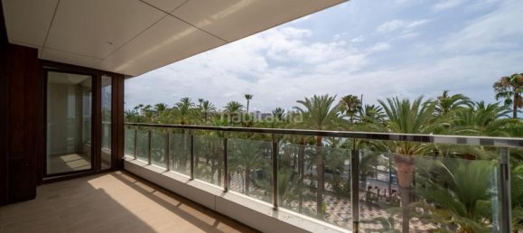 4 bedrooms Apartment in Alicante, Spain No. 155778 20