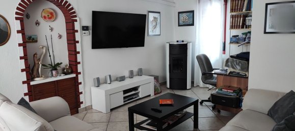 7 rooms House in Castelgrande, Italy No. 251096 3