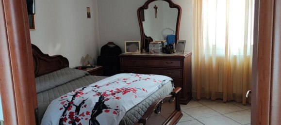 7 rooms House in Castelgrande, Italy No. 251096 4