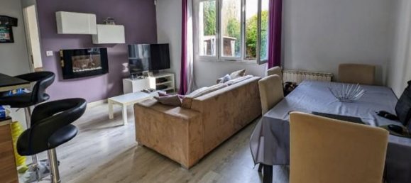 2 Schlafzimmer Haus in Senlis, France, Nr. 242984 4