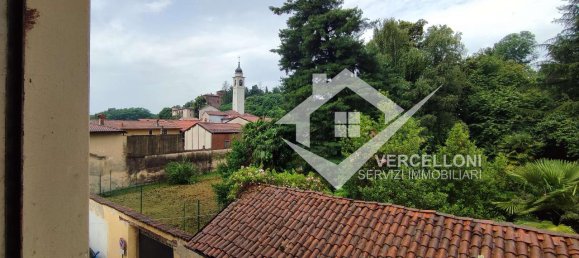 6 rooms House in Barengo, Italy No. 149588 23
